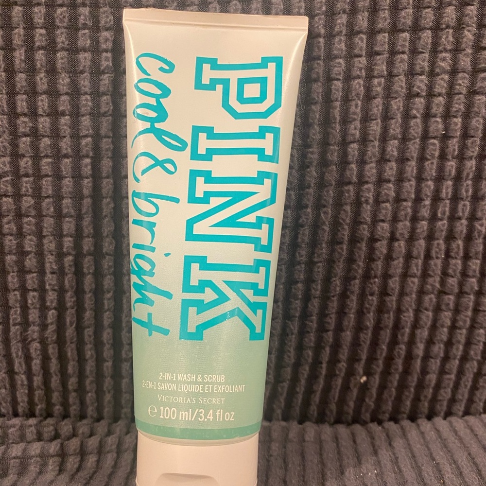 PINK 2-in-1 wash and scrub